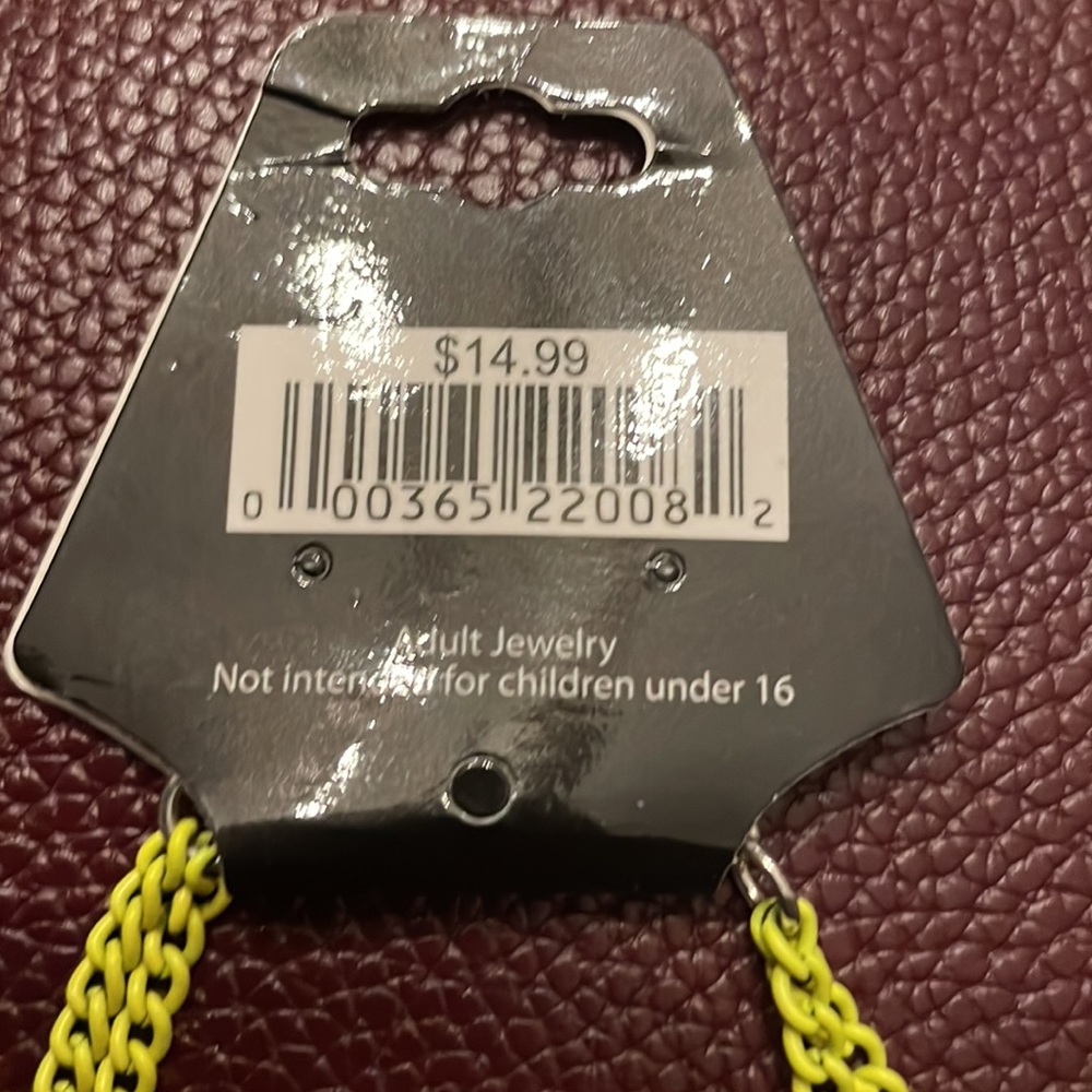 NWT Taramanda yello bracelet with gold chain link - Picture 3 of 4